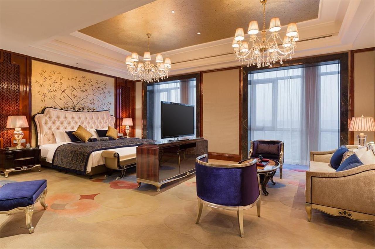 Wanda Realm Fushun Hotel Fushun  Buitenkant foto