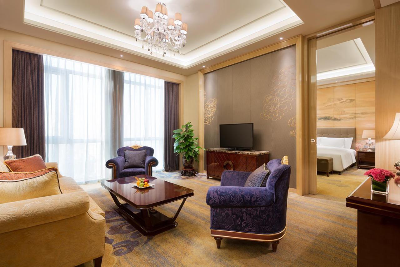 Wanda Realm Fushun Hotel Fushun  Buitenkant foto
